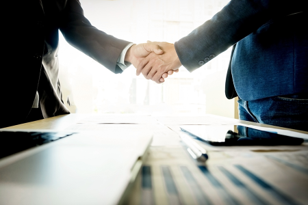 設立公司法人，傳承核心資產－財富傳承部門